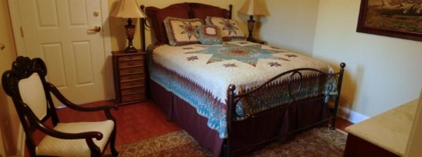 The Swope Manor Bed & Breakfast image 2